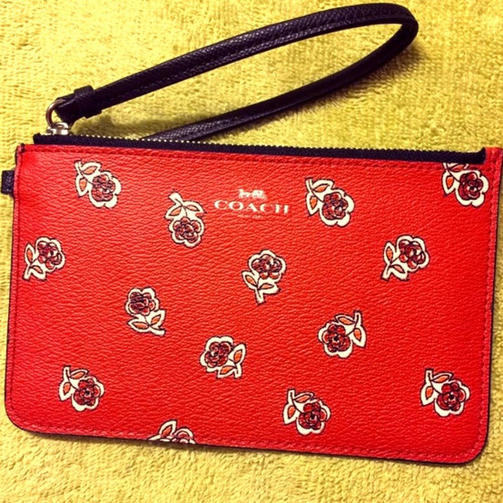 Coach Sienna Rose Print Wristlet